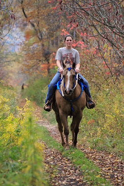 Shana Miller rides 'Lucky'