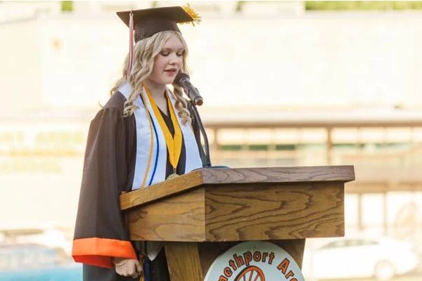 Hubbers Recognize 49 Graduates – Welcome to Smethport, Pennsylvania